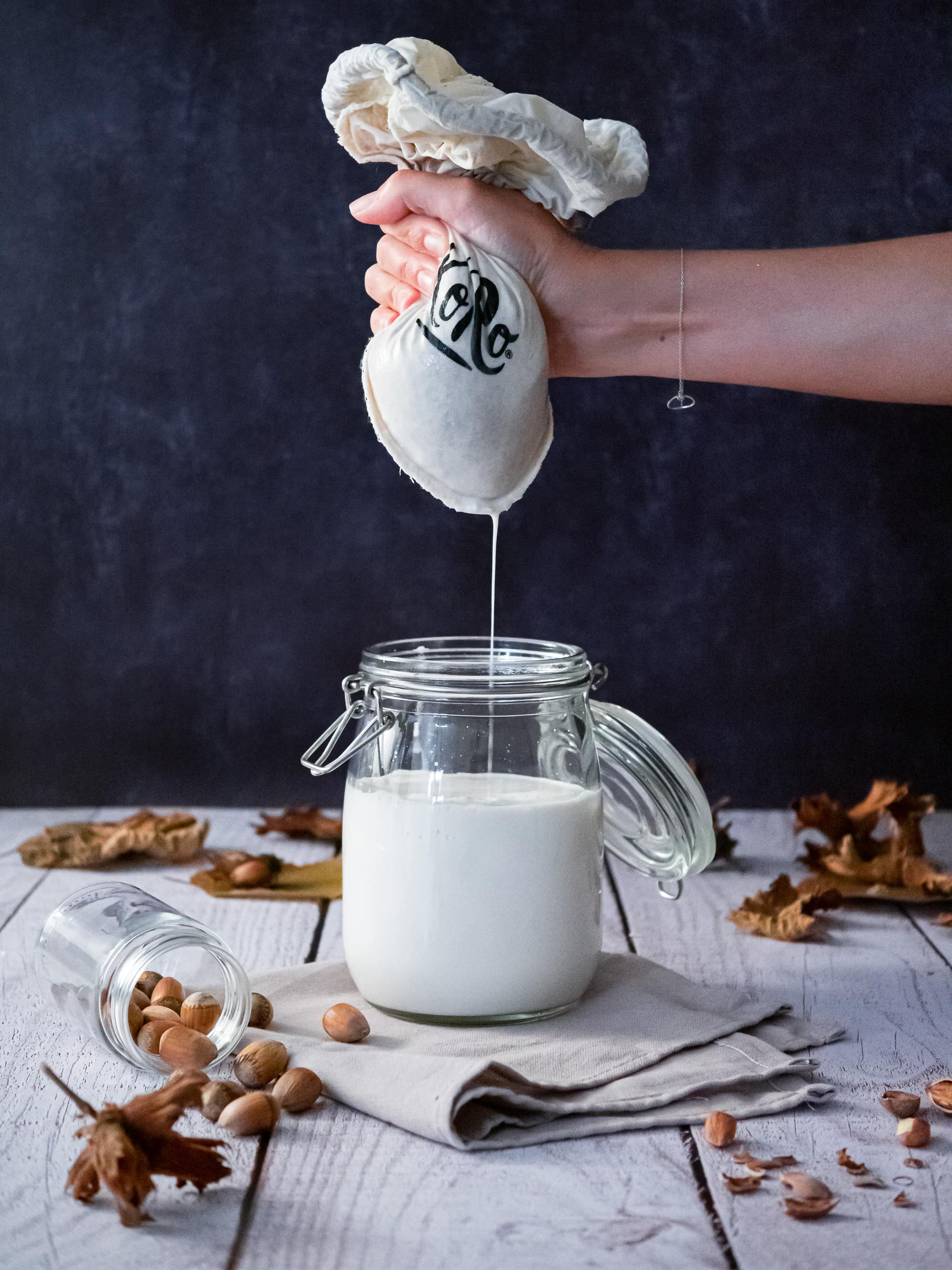 Comment faire du lait d'amande maison ? – L'île aux épices